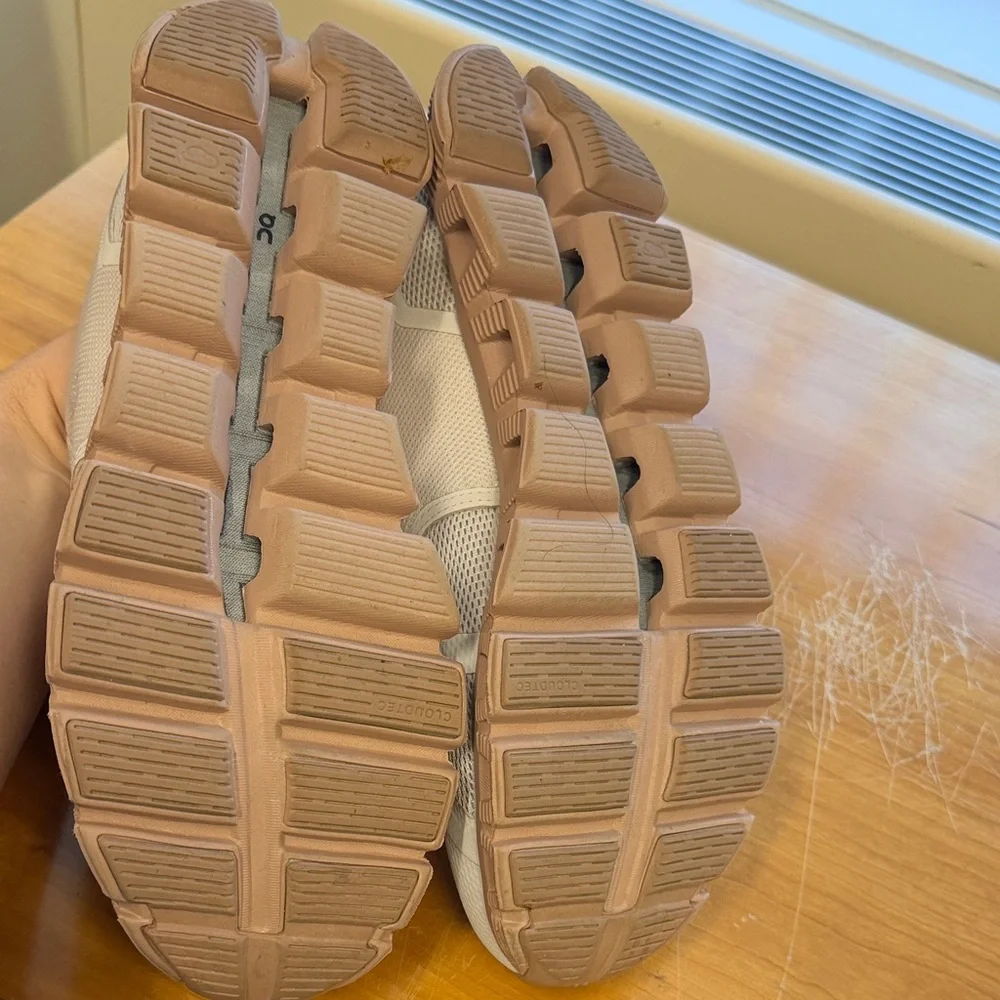 On Running Women's Cloudswift Sneakers in Beige